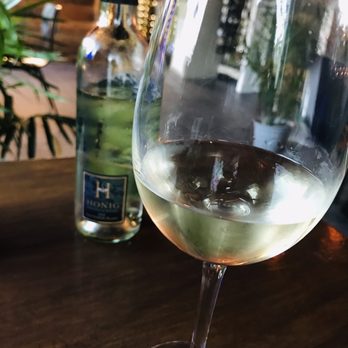 Little Pearl - New American Near Me - Key West, Florida