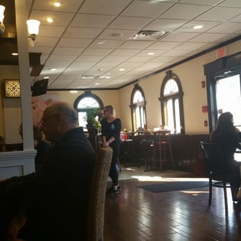 Flying Pig Cafe - Reconfigured very clean and the place is very nice and airy.    Tables well spaced out and nice booth space. - Breakfast & Brunch Near Me - Miller Place, New York