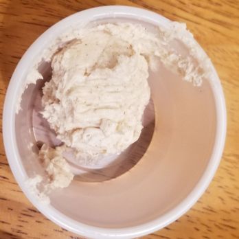 Texas Roadhouse - The amount of cinnamon butter they gave me for 4 rolls. - Steakhouses Near Me - Longmont, Colorado