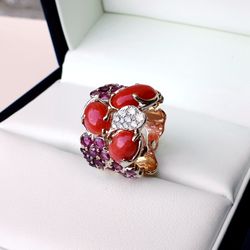 Bella Fine Jewelry - !4k Yellow gold ring, Diamonds, Ruby, Corals