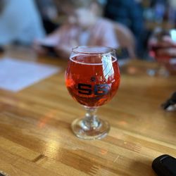 56 Brewing - Sour raspberry seltzer! Yummmmm!