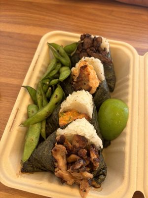 Oori Triangles - Piedmont Ave by null