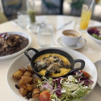 Westman Cafe - Omelet - Cafes Near Me - Urban Honolulu, Hawaii Westman Cafe - Omelet - Cafes Near Me - Urban Honolulu, Hawaii