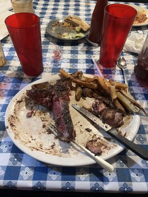 Doe's Eat Place by null
