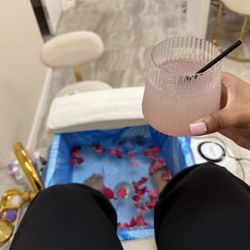 J Kyng Beauty & Spa