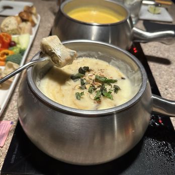 The Melting Pot - Phoenix - Brie & Fig - Fondue Near Me - Phoenix, Arizona