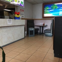 Kai's Chinese Kitchen - 3 4 person booths and 6 chairs for waiting.