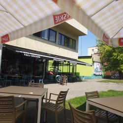 Stacja Grochów - Widok od sąsiadów.