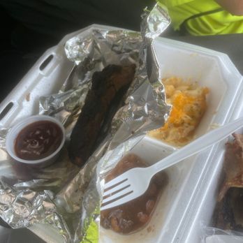 Bear Trap BBQ - Best sides I've ever had In my life! 10/10 recommend - Barbeque Near Me - Macon, Georgia Bear Trap BBQ - Best sides I've ever had In my life! 10/10 recommend - Barbeque Near Me - Macon, Georgia