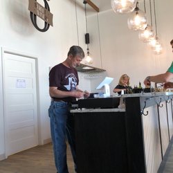 6th Street Winery - Fabulous owners. Friendly, home grown Texans.