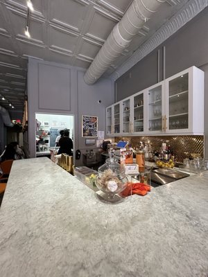 Mango Mangeaux: A Simply Panache Bistro by null