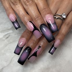 Naughty Nails Salon & Spa - Abstract acrylic full set