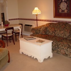 Eagle Harbor Inn - Living Room