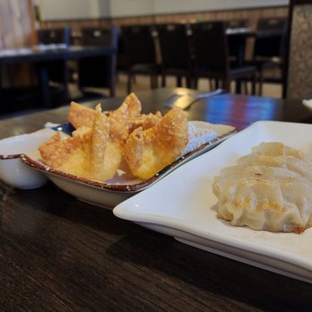 Tomo Japanese Restaurant - Appetizers - Sushi Bars Near Me - Saint Joseph, Missouri Tomo Japanese Restaurant - Appetizers - Sushi Bars Near Me - Saint Joseph, Missouri