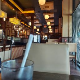 Good place for Thai and Japanese food Good place for Thai and Japanese food