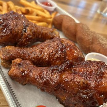 Bonchon Miami Beach - Washington Ave - YumDrum Trio - Desserts Near Me - Miami Beach, Florida Bonchon Miami Beach - Washington Ave - YumDrum Trio - Desserts Near Me - Miami Beach, Florida