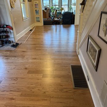 Doylestown Floor Covering - Pre-finished oakwood plank floor on the day it was installed - Carpeting Near Me - Doylestown, Pennsylvania Doylestown Floor Covering - Pre-finished oakwood plank floor on the day it was installed - Carpeting Near Me - Doylestown, Pennsylvania