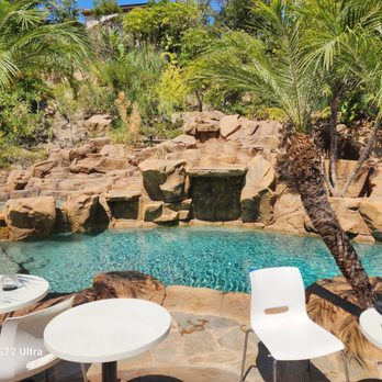 Machado Pool Care - Paradise - Pool Cleaners Near Me - Laguna Niguel, California Machado Pool Care - Paradise - Pool Cleaners Near Me - Laguna Niguel, California