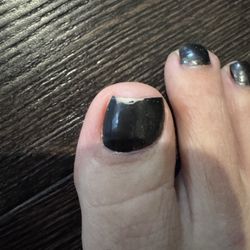 Aurora Nail Bar - Polish chipped within two days