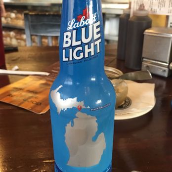 Lockhart's BBQ - Once in awhile I have to have a beer of my youth - Barbeque Near Me - Royal Oak, Michigan