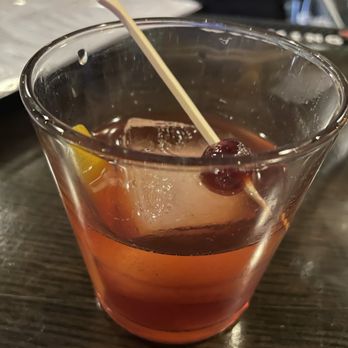Local Restaurant & Bar - Huckleberry Old Fashioned - New American Near Me - Jackson, Wyoming Local Restaurant & Bar - Huckleberry Old Fashioned - New American Near Me - Jackson, Wyoming