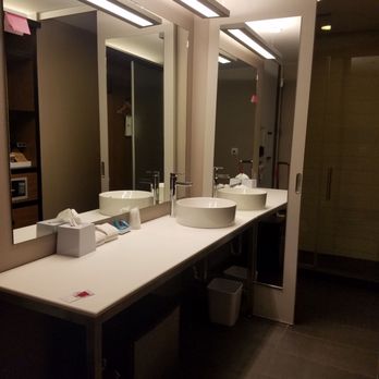 Aloft by Marriott Denver Downtown - Sink area/Bathroom - Hotels Near Me - Denver, Colorado Aloft by Marriott Denver Downtown - Sink area/Bathroom - Hotels Near Me - Denver, Colorado