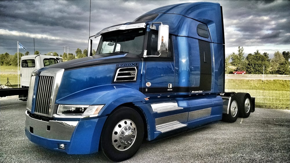 TAG TRUCK CENTER SIKESTON Updated September 2024 11 Photos 307