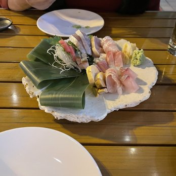 Ozumo - SHACHO MORIAWASE | $148 20 pc sashimi chef's selection - Izakaya Near Me - San Jose, California Ozumo - SHACHO MORIAWASE | $148 20 pc sashimi chef's selection - Izakaya Near Me - San Jose, California