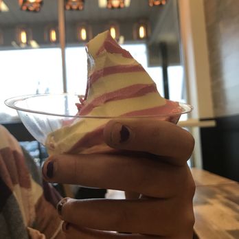 Pokemoto - Poke Near Me - Hamden, Connecticut