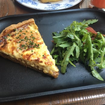 Mr & Mrs Fox - Quiche and arugula salad - Bars Near Me - Hong Kong, HK