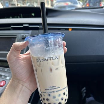 Ding Tea Williams - Large black milk tea with regular boba - Bubble Tea Near Me - Portland, Oregon Ding Tea Williams - Large black milk tea with regular boba - Bubble Tea Near Me - Portland, Oregon
