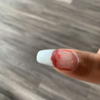 Hollie's Nails - This is the second time this same nail broke) IT HURTS EXTREMELY BAD!!!!!!! - Nail Salons Near Me - Sandy Springs, Georgia Hollie's Nails - This is the second time this same nail broke) IT HURTS EXTREMELY BAD!!!!!!! - Nail Salons Near Me - Sandy Springs, Georgia
