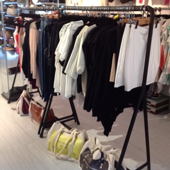 La Boutique REmix - Used, Vintage & Consignment Near Me - Westmount, Quebec La Boutique REmix - Used, Vintage & Consignment Near Me - Westmount, Quebec