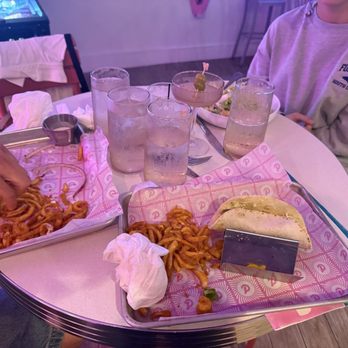 Pinky's on the Beach - American Near Me - Folly Beach, South Carolina Pinky's on the Beach - American Near Me - Folly Beach, South Carolina