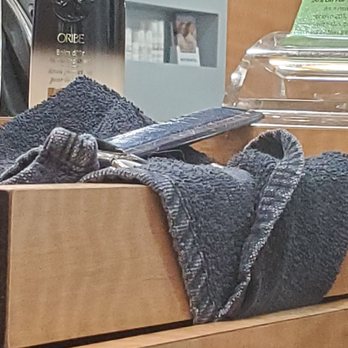 Jesamondo Salon & Spa - Dirty towel and dirty comb - Hair Salons Near Me - Natick, Massachusetts
