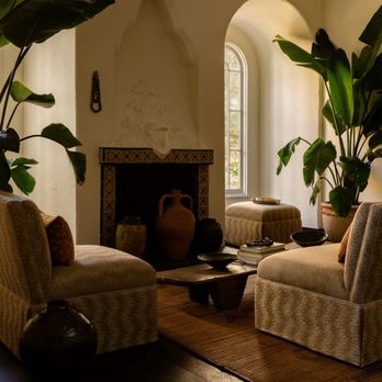 Chimo’s Upholstery - Furniture Reupholstery Near Me - Los Angeles, California Chimo’s Upholstery - Furniture Reupholstery Near Me - Los Angeles, California