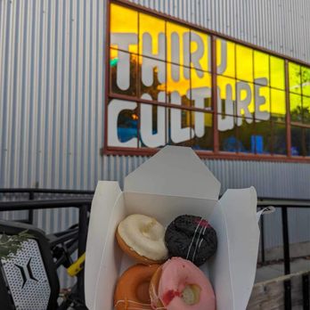 Third Culture Bakery - Berkeley - Lemon yuzu donut, black sesame muffin, Thai tea donut - Bakeries Near Me - Berkeley, California Third Culture Bakery - Berkeley - Lemon yuzu donut, black sesame muffin, Thai tea donut - Bakeries Near Me - Berkeley, California