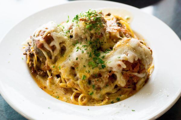 Kula Bistro by null