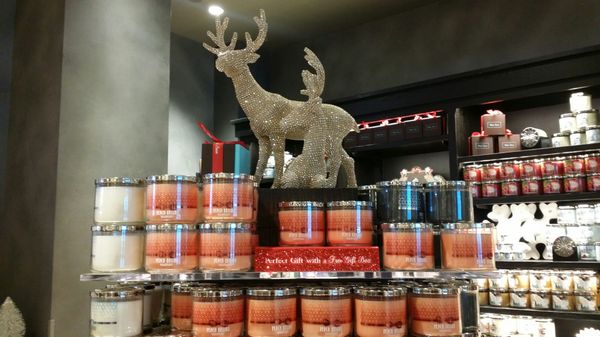 Bath & Body Works by null