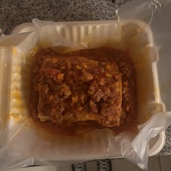 Spaghetinno - The regular lasagna. The cook has been making it for 20 + years, so you know they have this recipe down!!