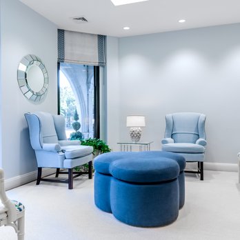 Leslie C Lucchina, MD - Dermatologists Near Me - Boston, Massachusetts Leslie C Lucchina, MD - Dermatologists Near Me - Boston, Massachusetts