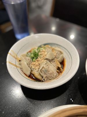 MR DRAGON NOODLE HOUSE by null