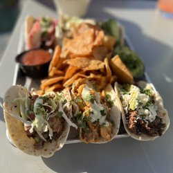 El Bufalo Tequila Bar & Kitchen - 6 Taco Tasting Tour