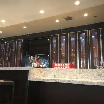 Hillside Tavern - The bar area - American Near Me - San Rafael, California