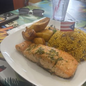 Weepa - Salmon - Puerto Rican Near Me - Hapeville, Georgia Weepa - Salmon - Puerto Rican Near Me - Hapeville, Georgia