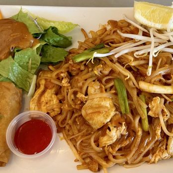 Thai Time III - Pad thai with chicken - Thai Near Me - San Diego, California Thai Time III - Pad thai with chicken - Thai Near Me - San Diego, California