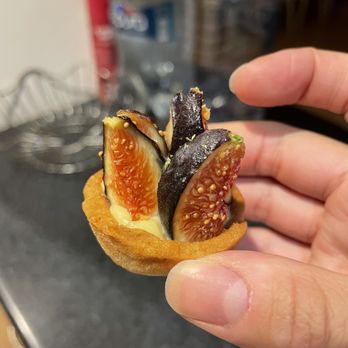 Ficelle - Fig petite fours - Bakeries Near Me - Ciudad de México, DIF Ficelle - Fig petite fours - Bakeries Near Me - Ciudad de México, DIF