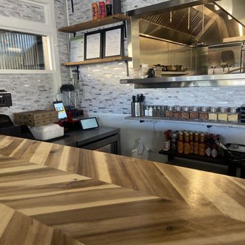 Vechos Eatery - Bar area - American Near Me - Sacramento, California