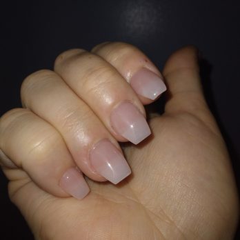 Gradient Nail - Nail Salons Near Me - Honolulu, Hawaii