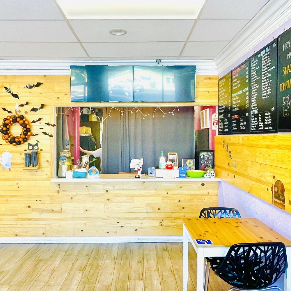 Meow Tea - a wooden counter with a blackboard on the wall - Asian Fusion Near Me - San Jose, California Meow Tea - a wooden counter with a blackboard on the wall - Asian Fusion Near Me - San Jose, California